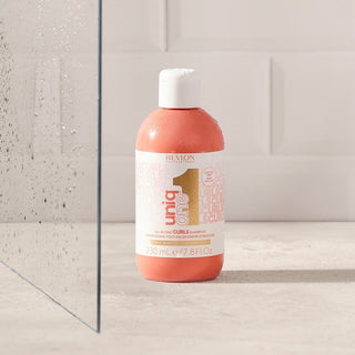 UniqONE™ All-in-One Leave-In Hair Treatment for Curls 230ml