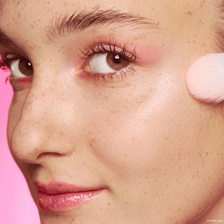 Essence Harley Quinn Meta Glow Highlighter - 01 Rebel