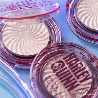 Essence Harley Quinn Meta Glow Highlighter - 01 Rebel
