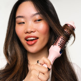 WavyTalk Heated Round Brush For Blowout Boost