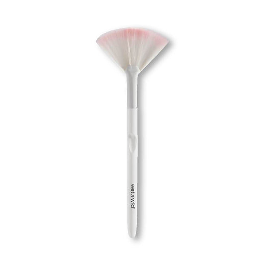 Wet N Wild - Fan Brush