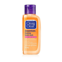 Clean and Clear Essentials Foaming Face Wash - 50ml