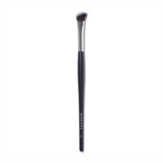 Morphe E62 - Angled Nose Contouring Brush